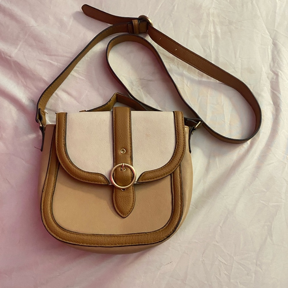 Crossbody purse